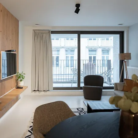 Modern With Terrace In Heart Of דירה אוסטנדה